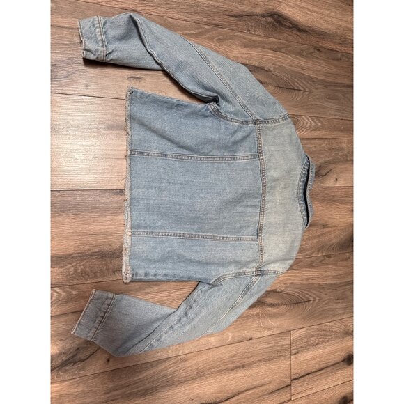 Old Navy PS X ON Distressed Light Wash Denim Jacket XL (14-16) Frayed Hem Button - Picture 9 of 11